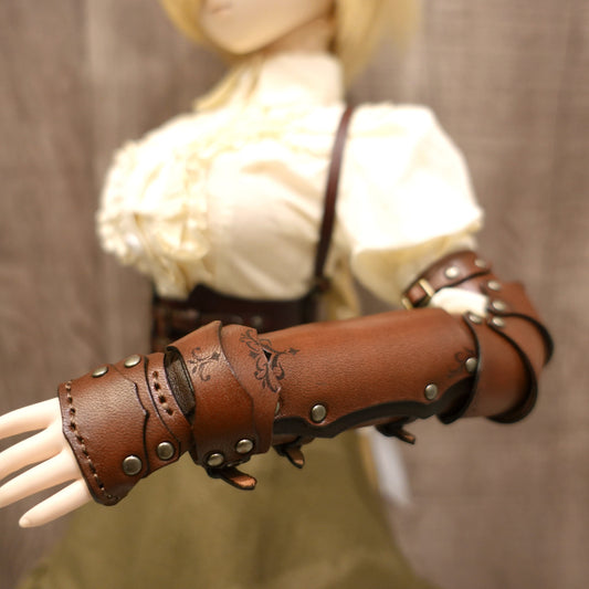 dollfie dream fantasy leather vambrace (arm armor) and gauntlet set