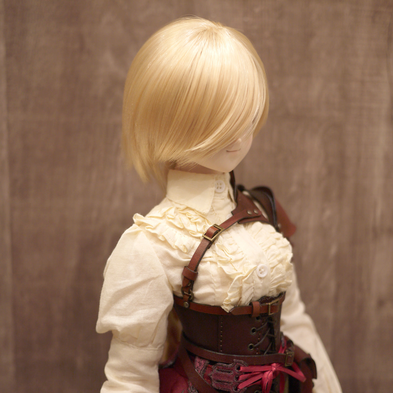 dollfie dream fantasy leather Shoulder armor (left shoulder)