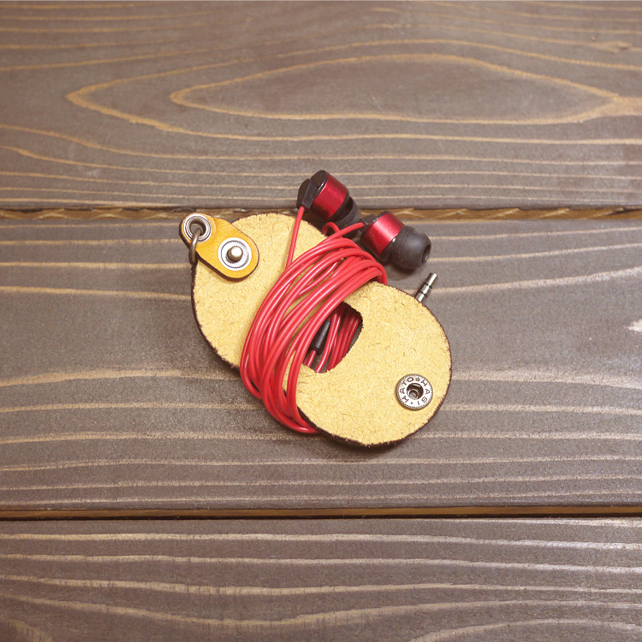 animal illustration earphone/headphone and cable holder 