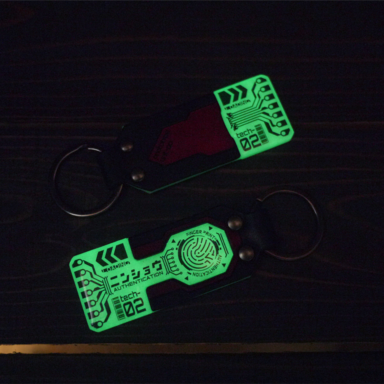 orizontas-tech02 luminous keychain